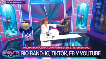 Integrante de Río Band responde a las críticas por cantar ‘La Incondicional’ en boda de Karla Tarazona. Captura: Magaly TV La Firme.