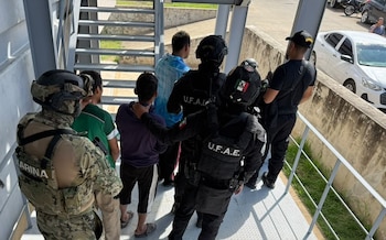 Capturan a un hombre señalado como jefe de una red de préstamos "gota a gota" del Cártel de Sinaloa en Oaxaca. Semar