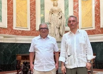 Rodrigo Londoño y Enrique Santiago