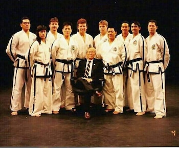 Noemí Prone junto al general