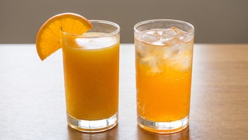 Jugo de frutas o gaseosa: cuál eleva más el azúcar en sangre y qué riesgos implica cada bebida