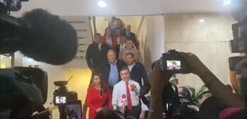 La reunión duró aproximadamente cinco