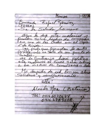 Alcedo Mora le dice al