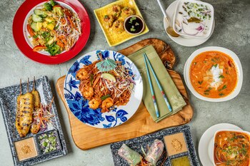 Platos de cocina tailandesa (Adobe Stock)