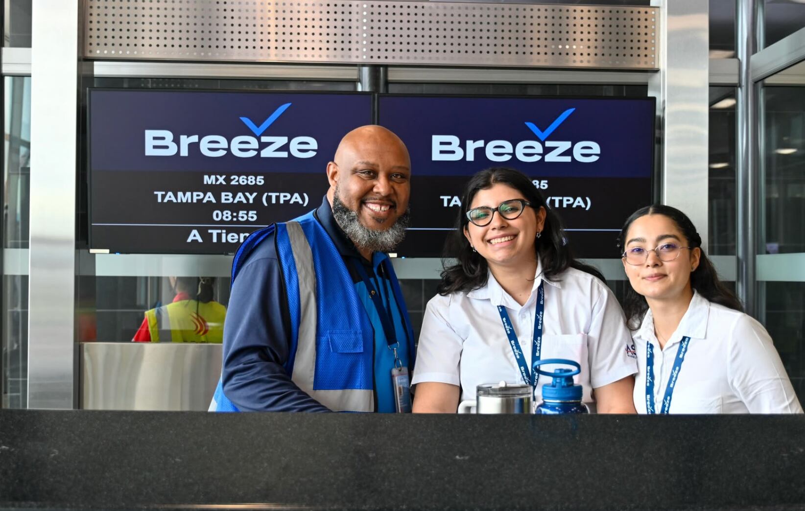 Los boletos desde Tampa hacia Costa Rica fueron anunciados con tarifas iniciales desde USD 129 por trayecto, sujetas a disponibilidad y cargos adicionales. Crédito: AERIS