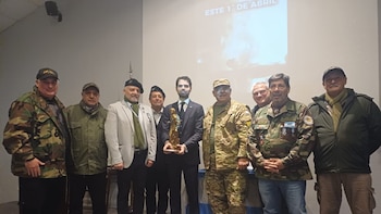 Reconocimiento embajador francés