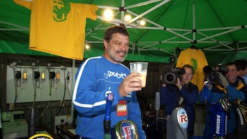 El alcohol y el cigarrillo, sus grandes vicios (Foto: Reuters)