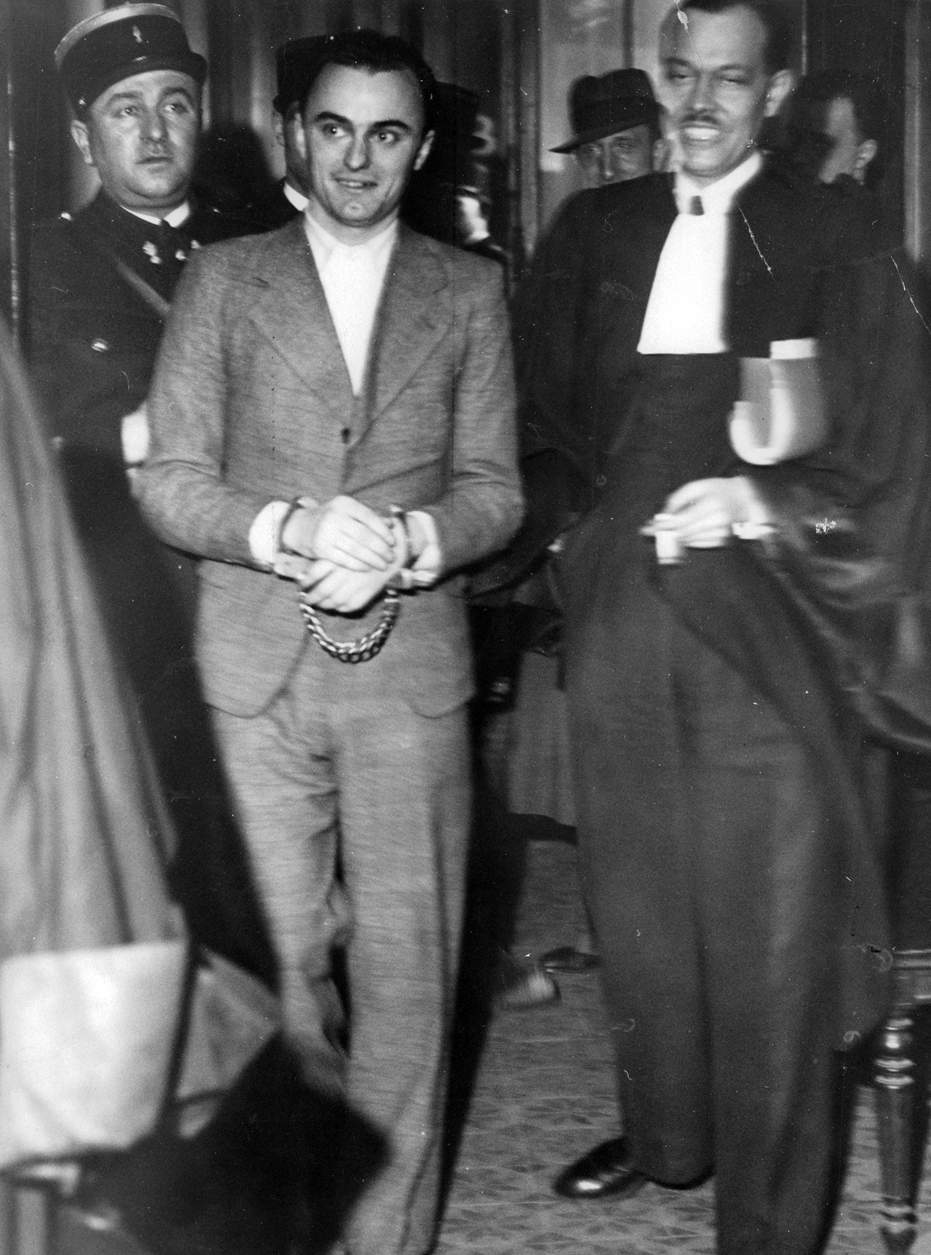 La captura de Weidmann en una villa de Saint Cloud permitió a la policía hallar los cuerpos de Jean de Koven y Fritz Frommer (Grosby)