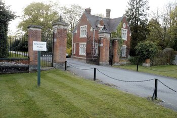 Bagshot Park, en Surrey. Allí