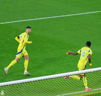 Durán comparte en el ataque