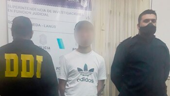 Uno de los detenidos por