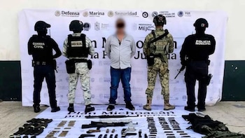 Detienen a familiar de “El Abuelo Farías”, líder del Cártel de Tepalcatepec