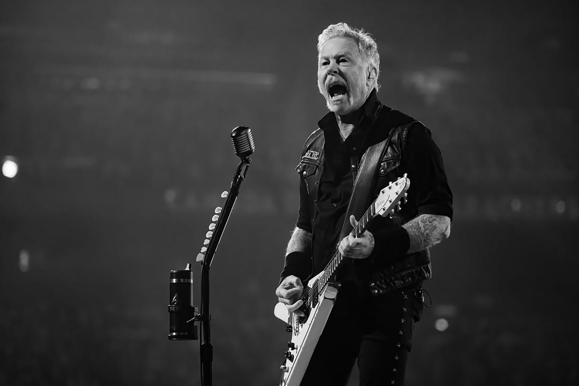 El segundo álbum de Metallica, Ride the Lightning, se grabó en Dinamarca a pesar de las adversidades logísticas y emocionales sufridas ese año (@metallica)