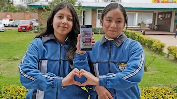 Gobierno del Edomex abre consulta para definir reglas sobre el uso de celulares en escuelas, así puedes participar