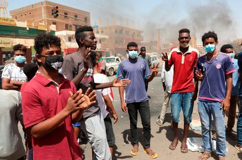 Sudán despenaliza la apostasía y