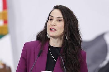 La secretaria de Cultura, Claudia Curiel de Icaza, considera que es una forma de apoyar el talento mexicano. (EFE/Sáshenka Gutiérrez)