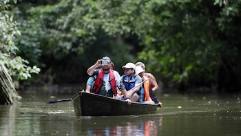 Costa Rica inicia implementación de multas para quienes accedan ilegalmente a sus parques nacionales a partir de este jueves