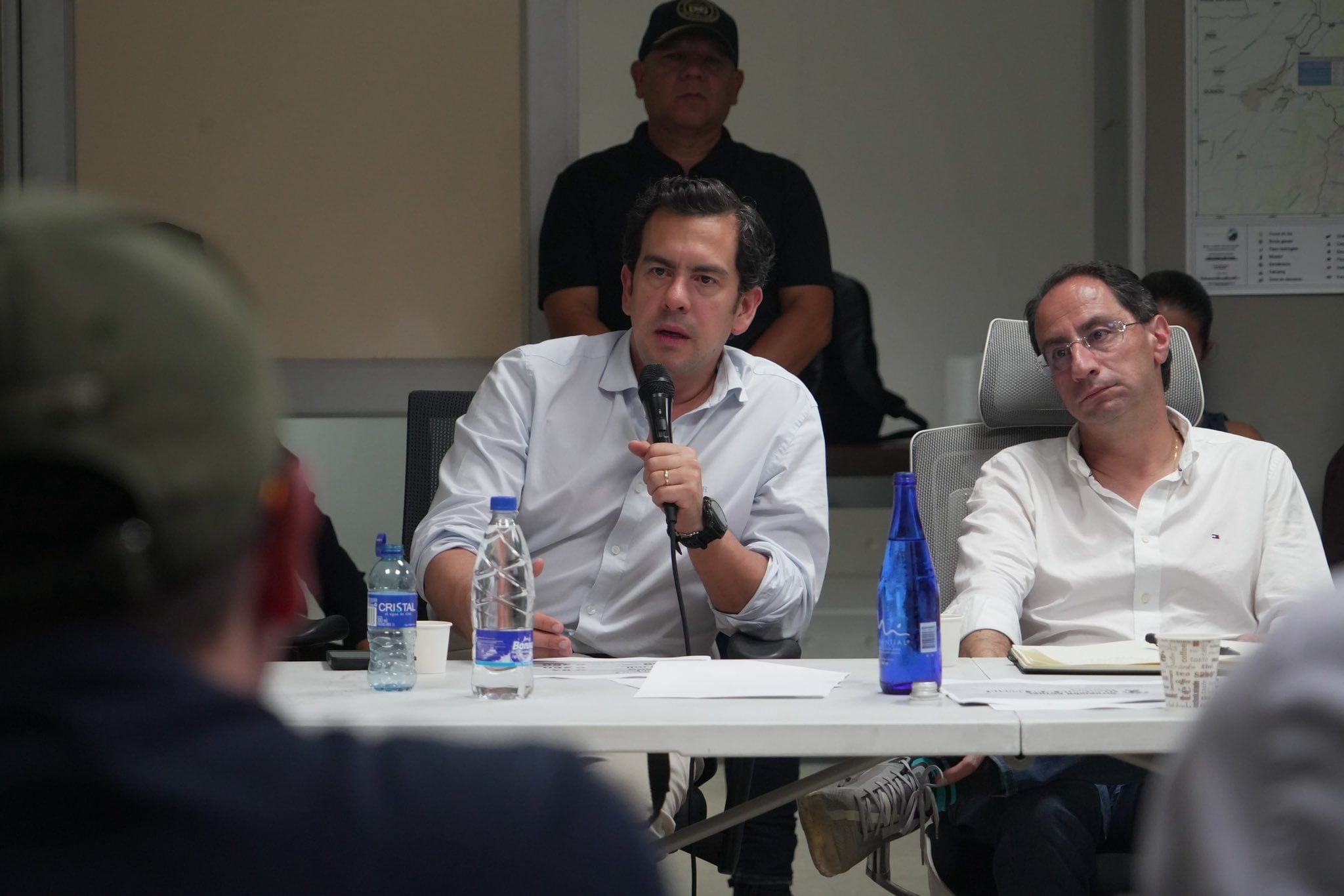 El ministro del Interior planteó alternativas para garantizar la educación de los estudiantes afectados por el sismo. - crédito @Rodrigo_Lara_/X
