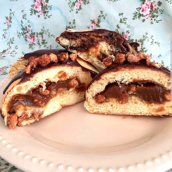 Relleno con dulce de leche y garrapiñadas, una opción diferente a las tradicionales navideñas (@valuramallo)