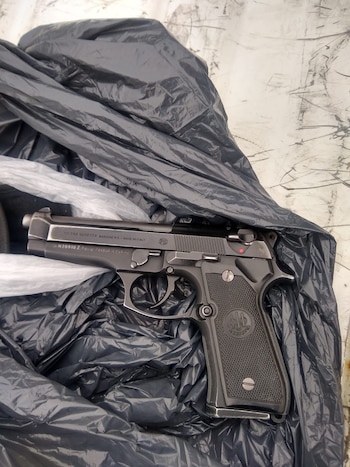 El arma incautada en el operativo por el ataque al custodio de Monteoliva