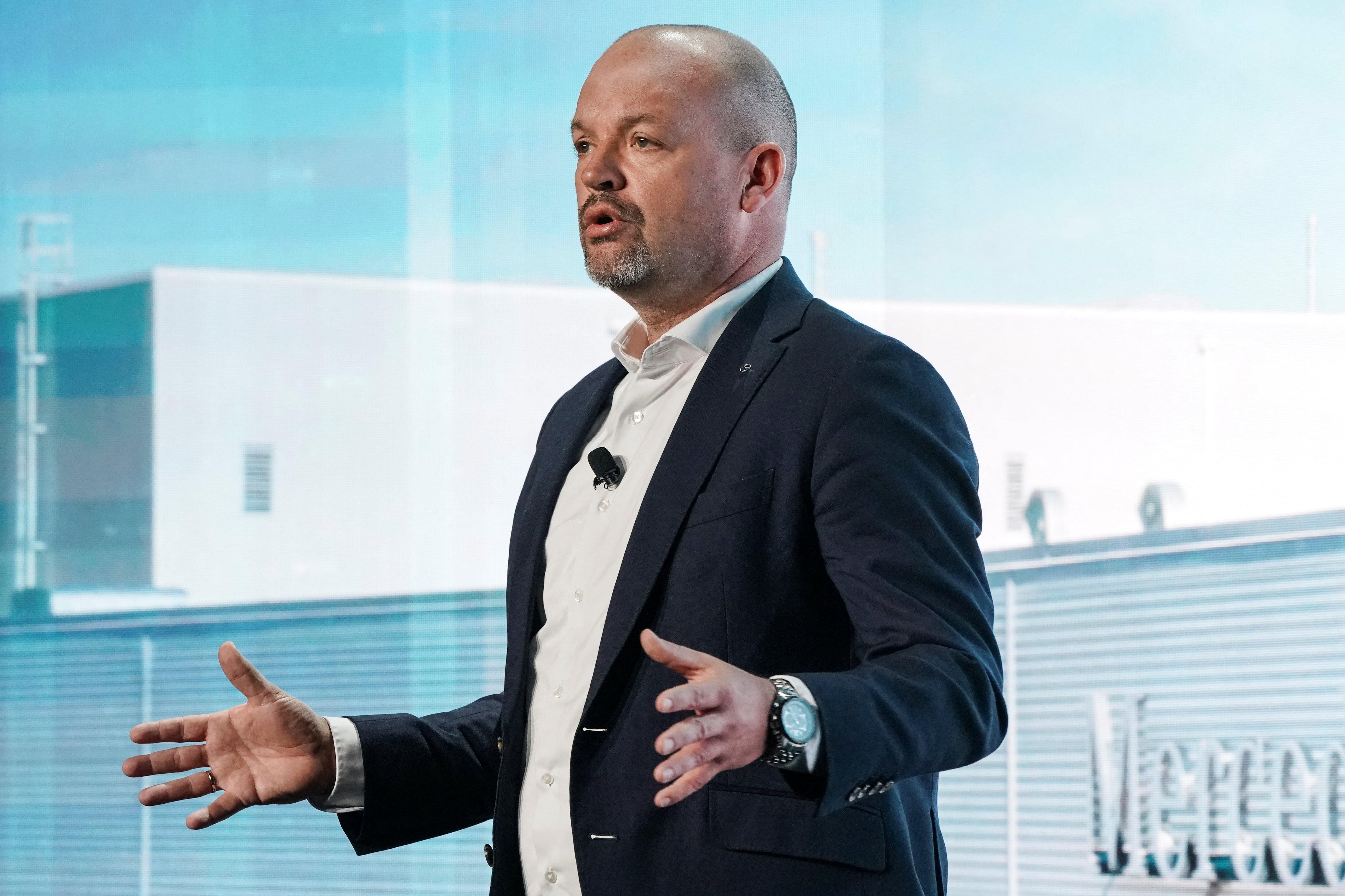 Jörg Burzer, directivo de Mercedes-Benz, calificó a Nvidia como su socio estratégico más importante en manejo automatizado. (Reuters)