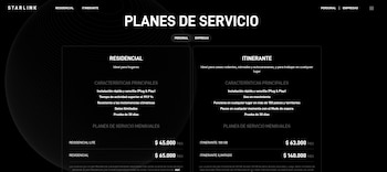 Captura de pantalla de la página web de Starlink que muestra los planes de servicio "Residencial" e "Itinerante" con características y precios mensuales