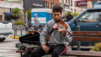 Dejó Colombia por amor y
