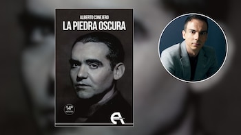 Cubierta de 'La piedra oscura', junto a una fotografía de Alberto Conejero