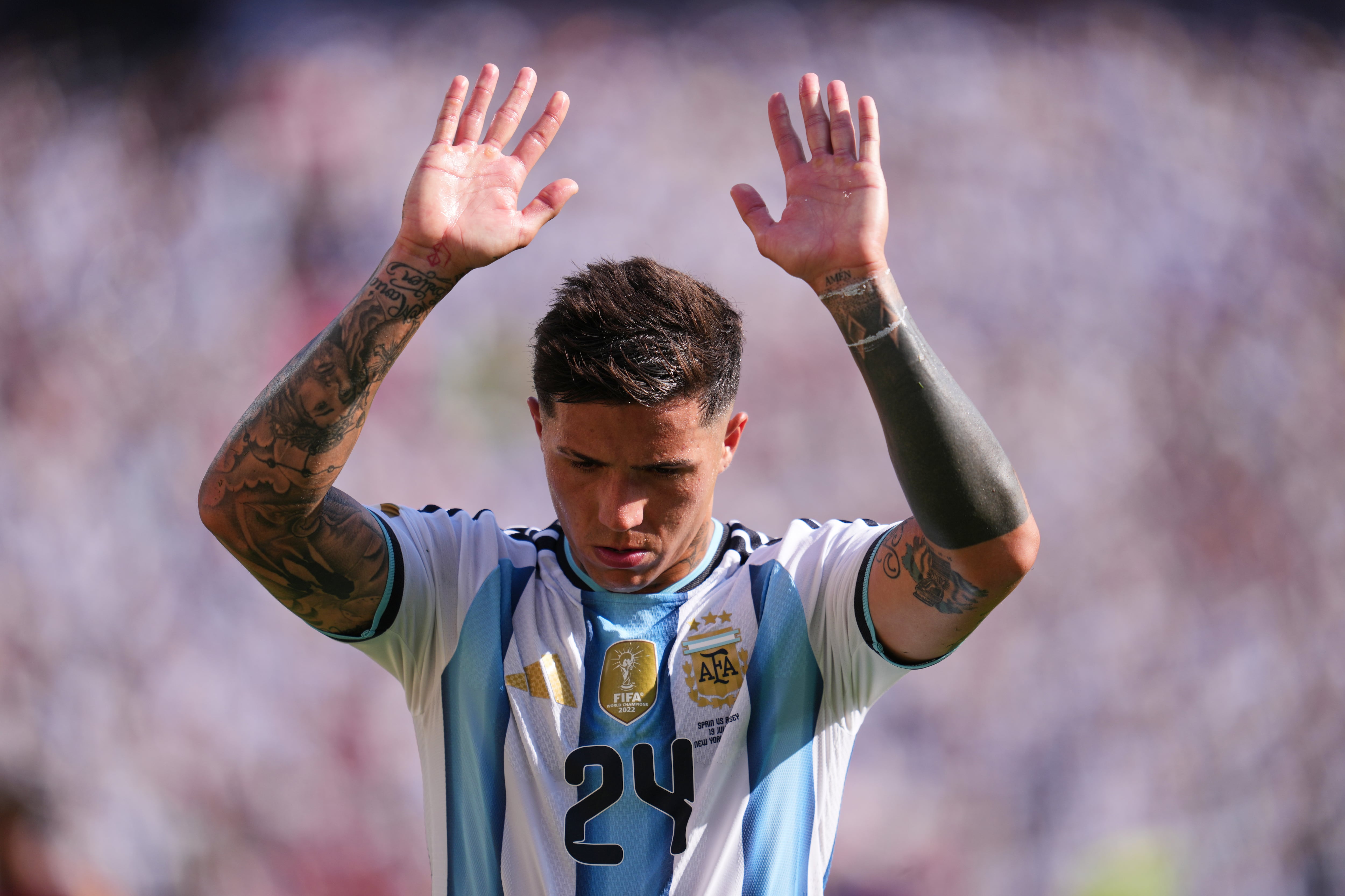 Enzo, otra vez en el foco de la polémica (AP Foto/Abbie Parr)