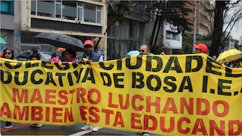 Sindicato de docentes de Bogotá rechazó fechas impuestas por la Secretaría de Educación para reponer clases tras protestas