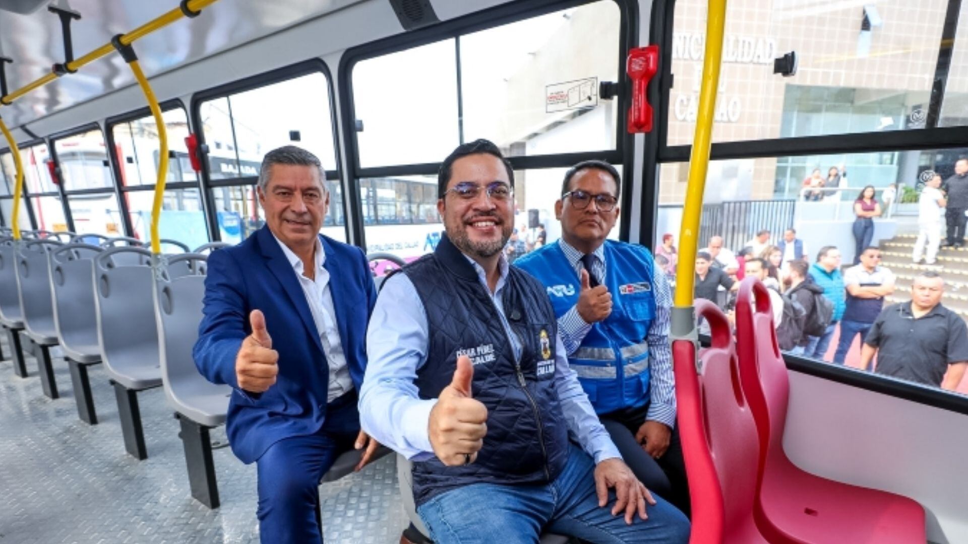 El Corredor Rosado marca el inicio de una etapa innovadora en la movilidad urbana entre Callao y Lima, mediante la introducción de una flota moderna y eficiente - Créditos: ATU.