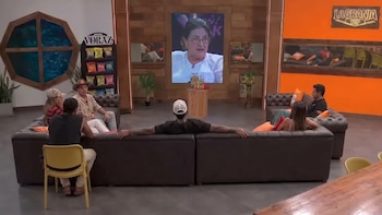 Pamela López: Abuela de Paul Michael rechaza a Pamela López en vivo y Tito Vega revela dura frase: “No es mujer para mi nieto”