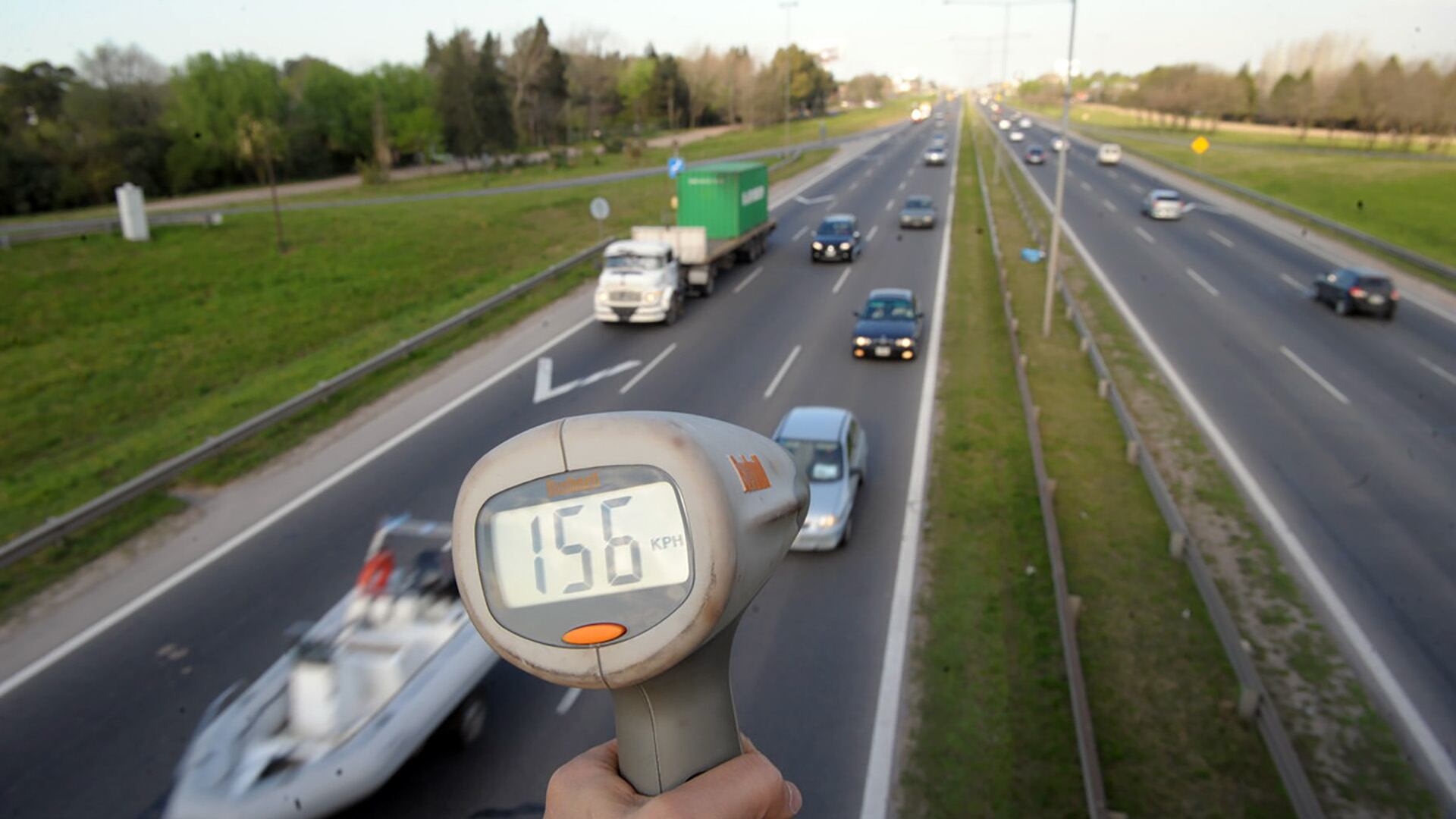 El impacto de la alta velocidad en una autopista urbana duplica las consecuencias de un accidente