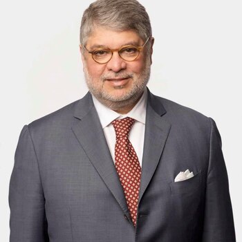 Legorreta es presidente de la