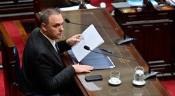 La encuesta que mira un sector del Gobierno sobre la situación de Manuel Adorni y las figuras que empiezan a crecer