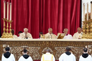 León XIV ofició la misa