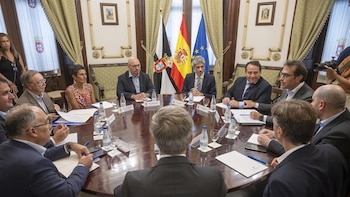 Cuerpo anuncia "medidas de choque" en Ceuta para reforzar la seguridad, gestionar retornos y revitalizar la economía