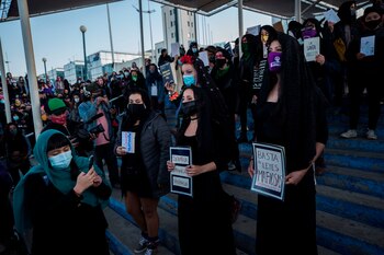 Cientos de mujeres fueron registradas