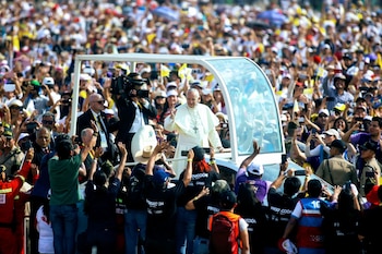 ENERO 21. Multitudinaria asistencia a misa del Papa Francisco en Base Las palmas. Foto: ANDINA/ Luis Iparraguirre