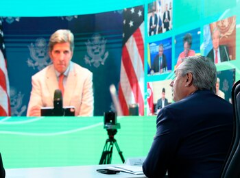 Alberto Fernández habla ante mandatarios