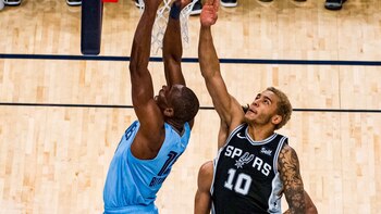 Biyombo se recupera tras sufrir