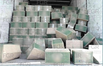 Dan 50 años de prisión a un hombre por secuestrar a un camionero y robar más de 400 mil pesos en licor. FGR