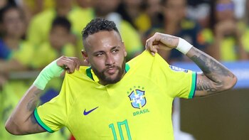 Neymar sufre una lesión de grado 2 y tiene difícil llegar al debut ante Marruecos en el Mundial
