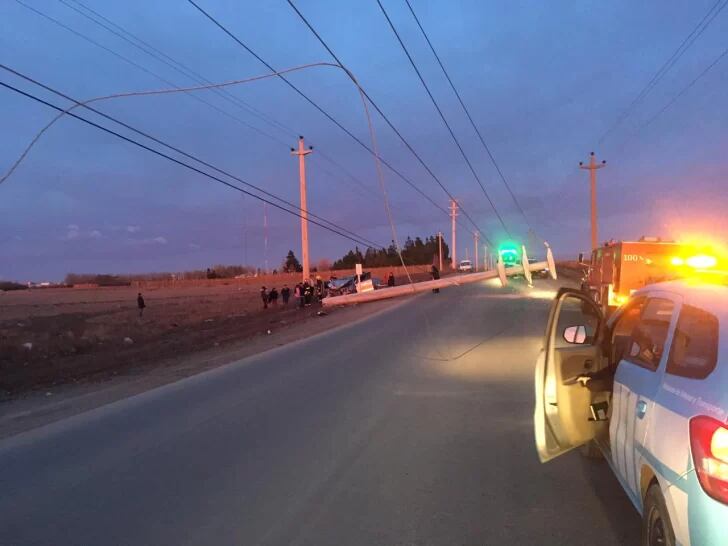 Una camioneta chocó contra un poste de luz y dejó sin energía a toda la ciudad de Rïo Gallegos