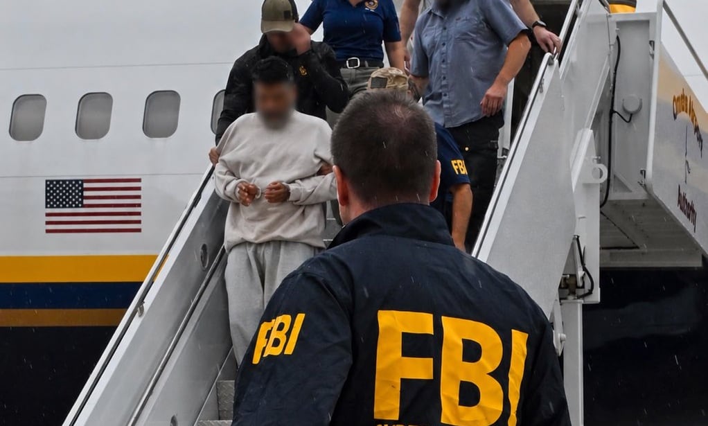 Aníbal Alexander Canelón Aguirre, alias “Prometeo”, fue detenido en Estados Unidos tras ser incluido en la lista de los 10 fugitivos más buscados del FBI. (X FBI)