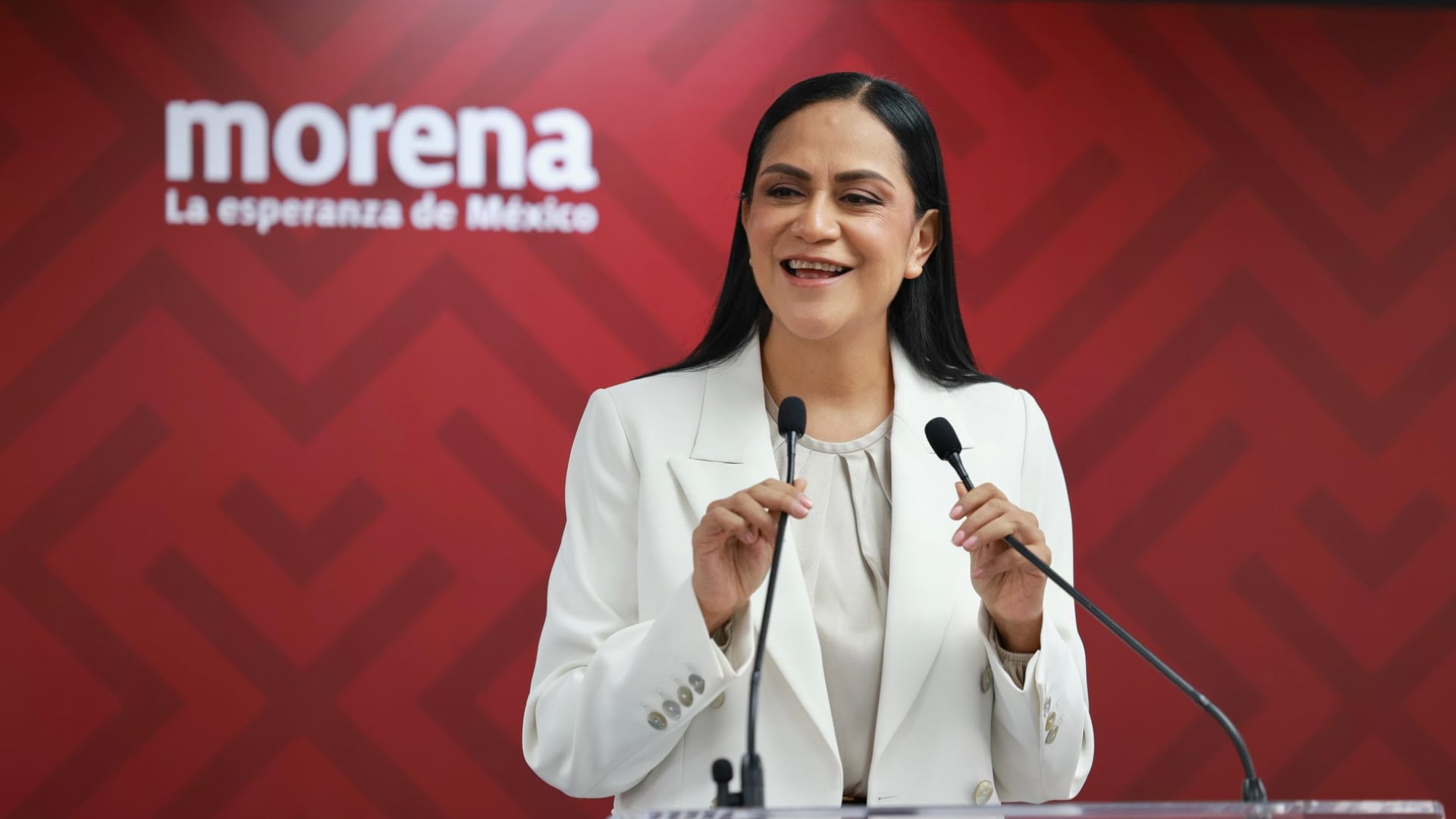 Ariadna Montiel “minimiza” disputa del Verde y el PT por apoyo a Cruz Pérez Cuellar y Andrea Chávez en Chihuahua. (Foto: Morena)
