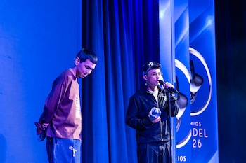 Trueno fue reconocido junto a Milo J por “Gil”, ganadora de Mejor Colaboración Urbana