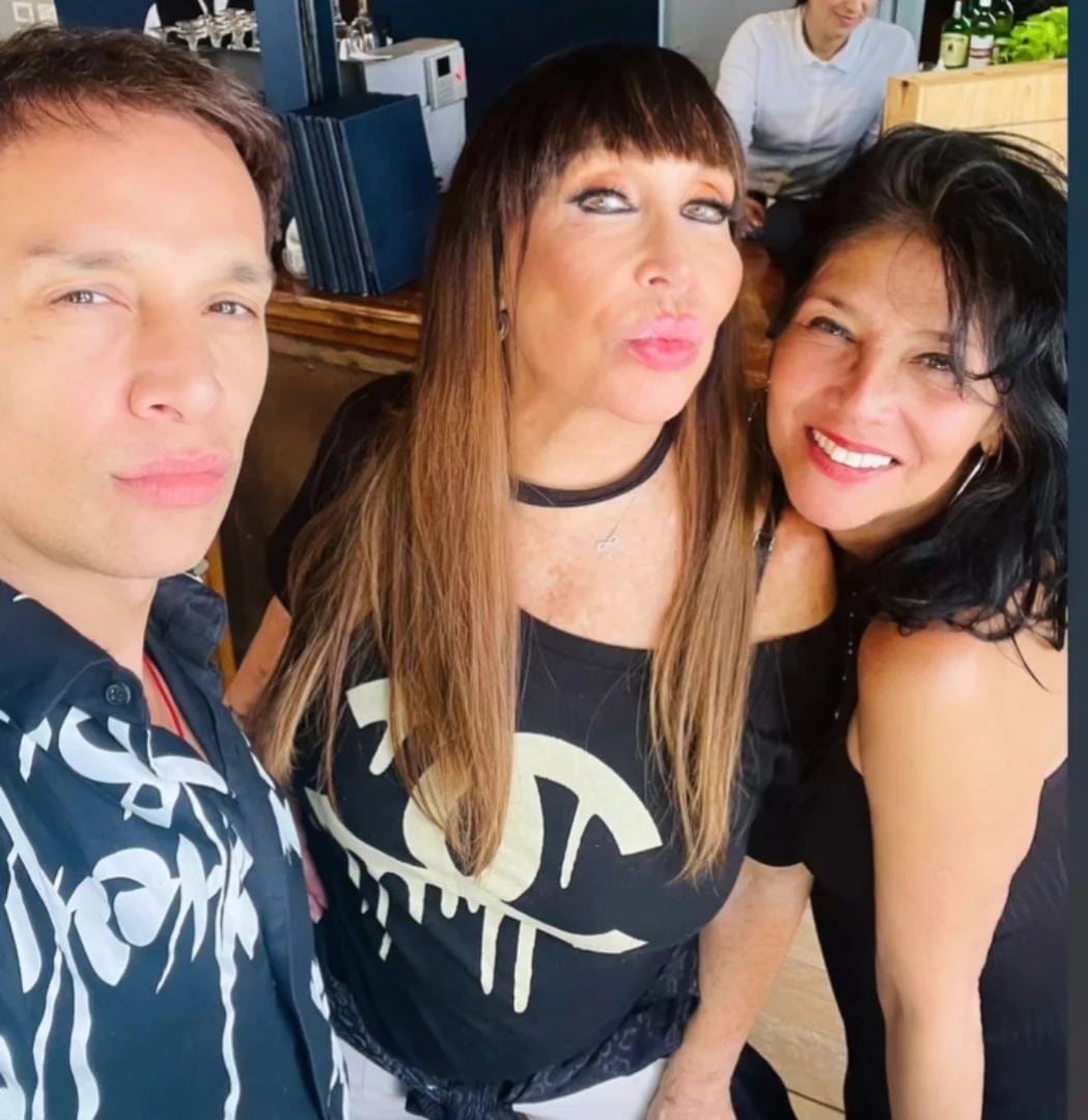 Moria Casán comparte un momento junto a su amiga Zeta y Galo