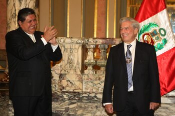 Mario Vargas Llosa en Palacio