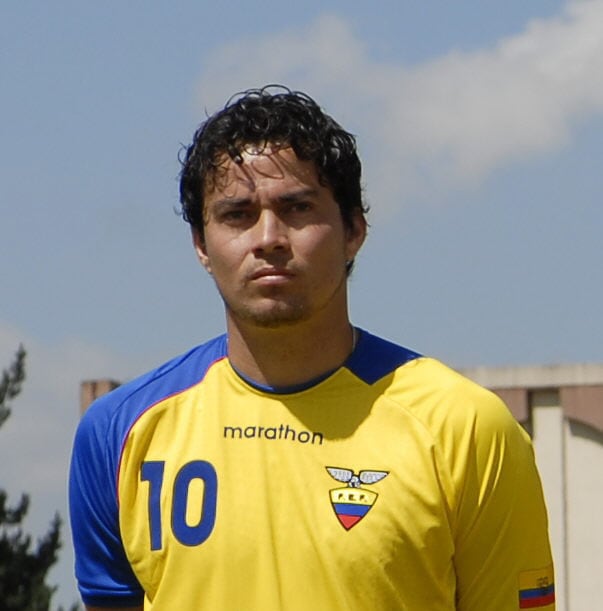 Fotografía de archivo en la que se registró al exfutbolista ecuatoriano Jaime Iván Kaviedes (EFE/Guillermo Legaria)